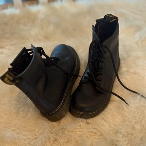 Doc Martin girls/kids size 3